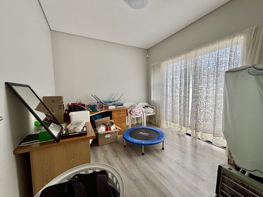 3 Bedroom Property for Sale in Sandown Western Cape